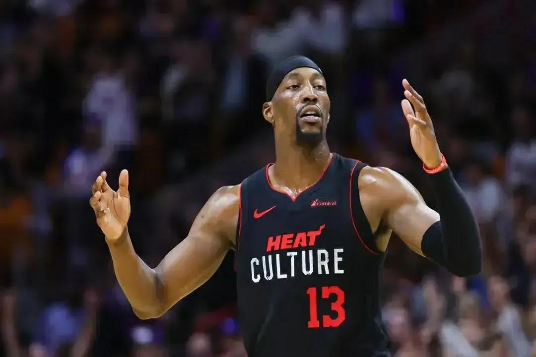 巴特勒狂砍湖人分,状态爆棚迎来新赛季高光! 巴特勒狂砍湖人分,状态爆棚迎来新赛季高光!